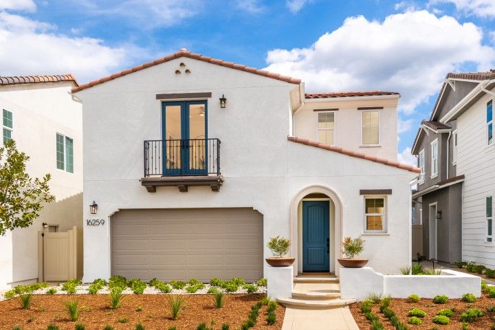 16255 Rochester Court. Santa Clarita, CA 91387