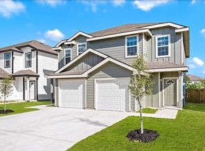 8911 FM 1560 N 1631 1632 (Savannah Circle 1 car garage duplex)