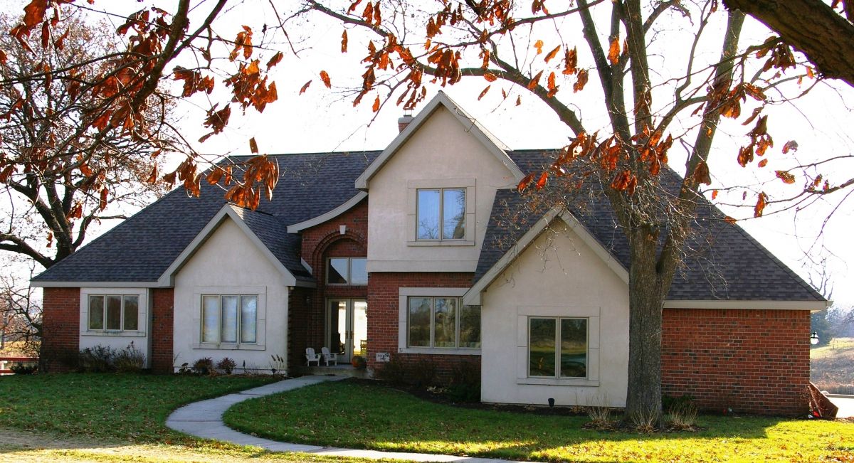 casa en Iowa Home Crafters por Iowa Home Crafters