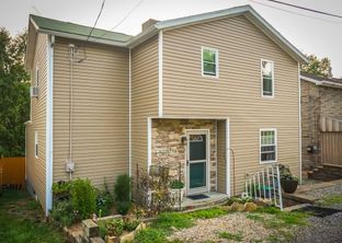 Benjamin Street Development por Irwin Contracting Custom Homes en Pittsburgh Pennsylvania