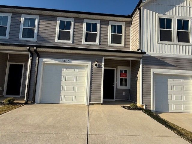 1305 Newbern Drive (Griffin 2-Bedroom)