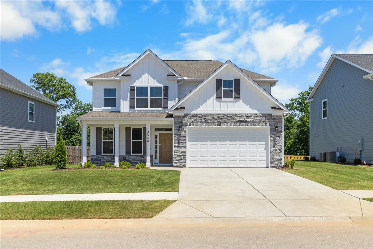 5542 Sweetwater Drive (5542 Sweetwater Drive)
