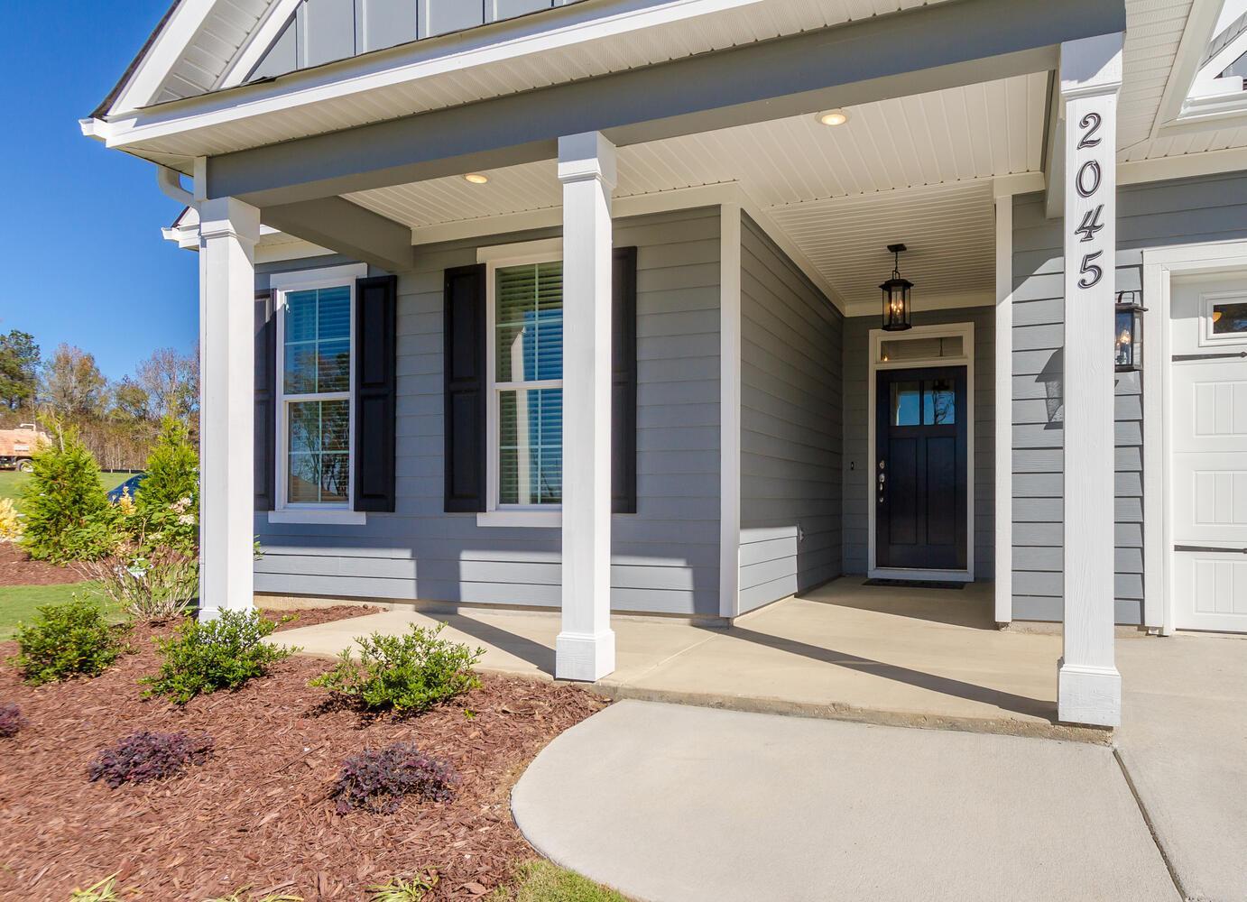 2045 Sinclair Drive Grovetown-large-005-057-Front Entry Detail-1383x1000-72dpi