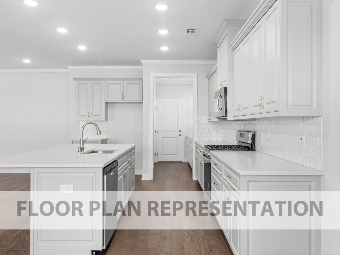 Kitchen with Island | Henley Plan by Ivey Homes