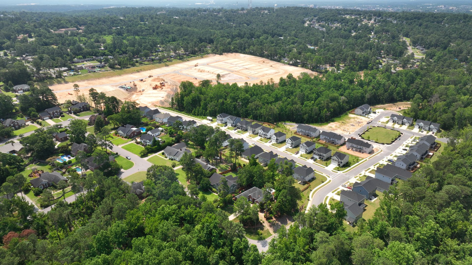 Forrest Bluff Phases I & II – Ivey Homes