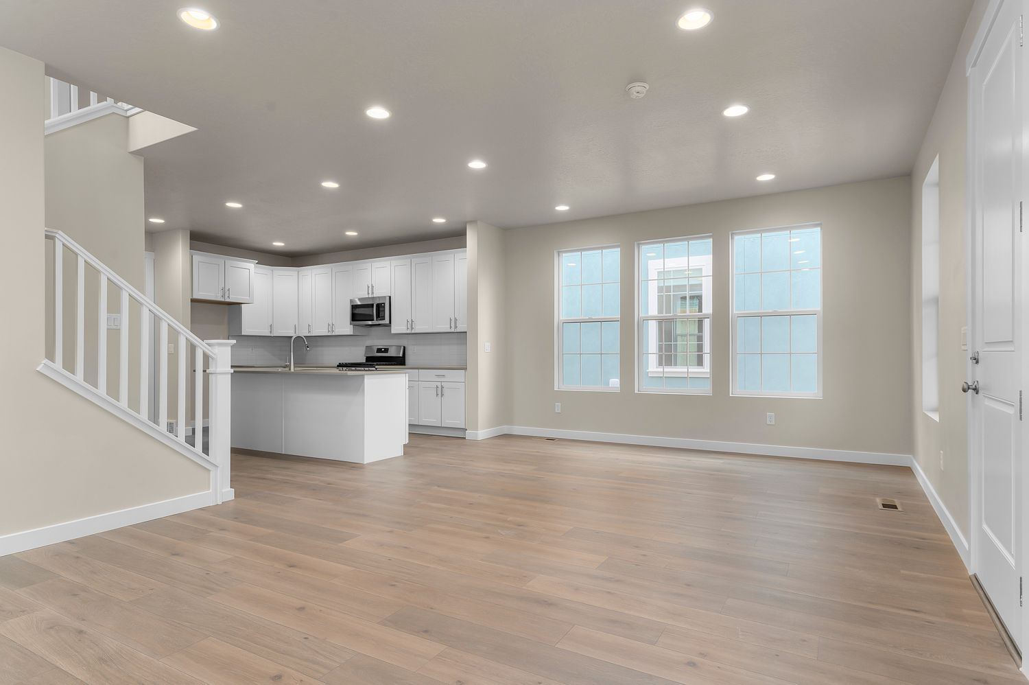 7007 W Granbury Drive (Lassen Craftsman)