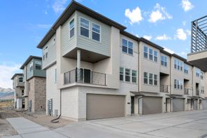 564 N Buffalo Grass Lane (Magnolia)