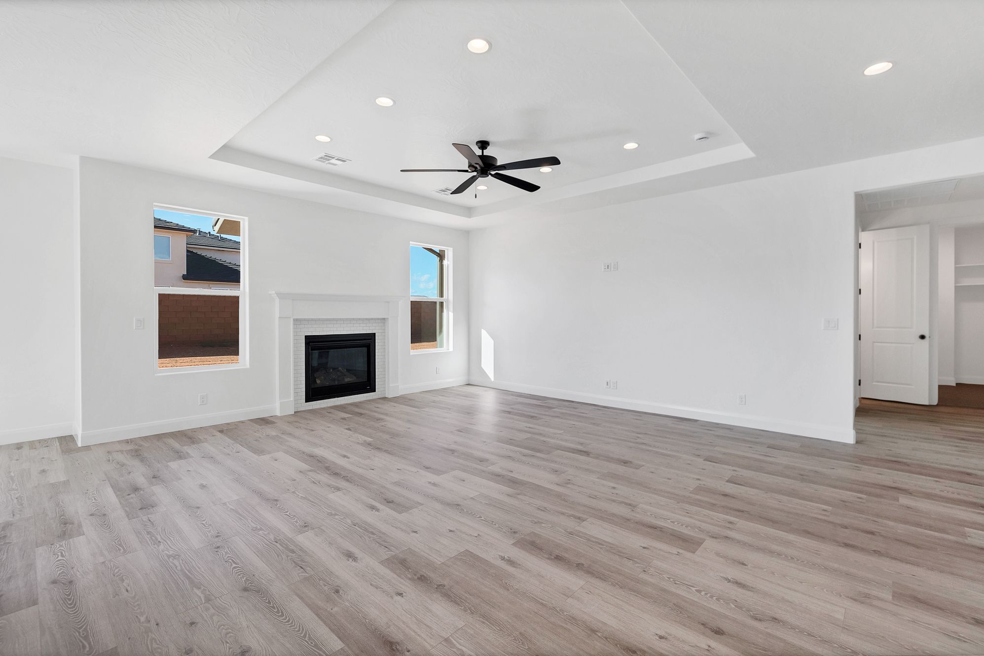 4667 W 2870 S
Hurricane, Utah 84737 (Sequoia (Spanish))