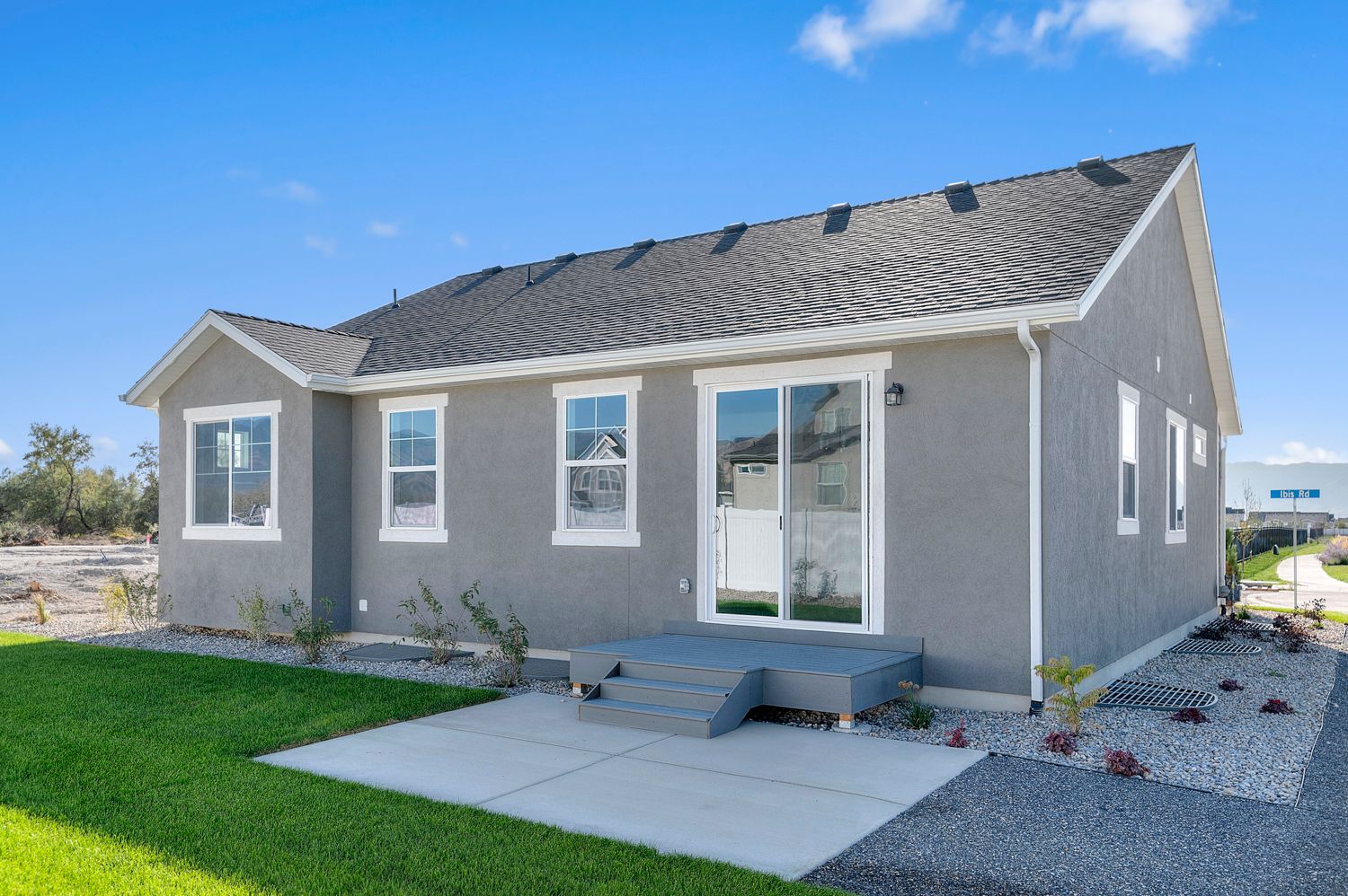 5644 N Ibis Road (1350 Garden)