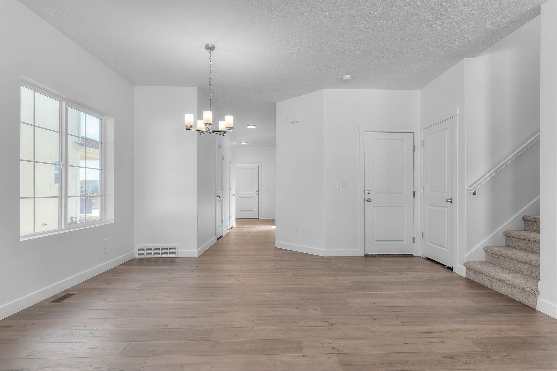 5718 N Mallard Drive (Carson)