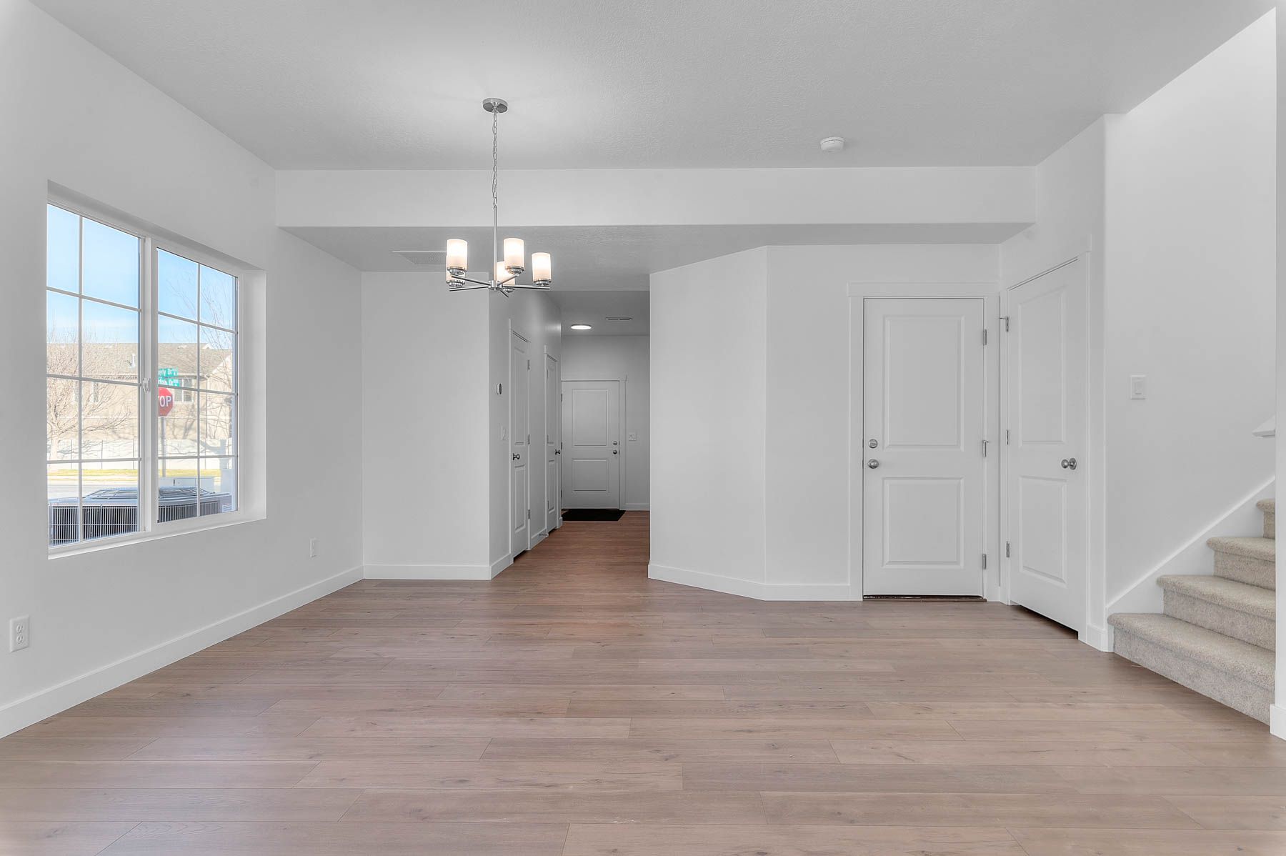 997 N Amberly Drive (Carson)