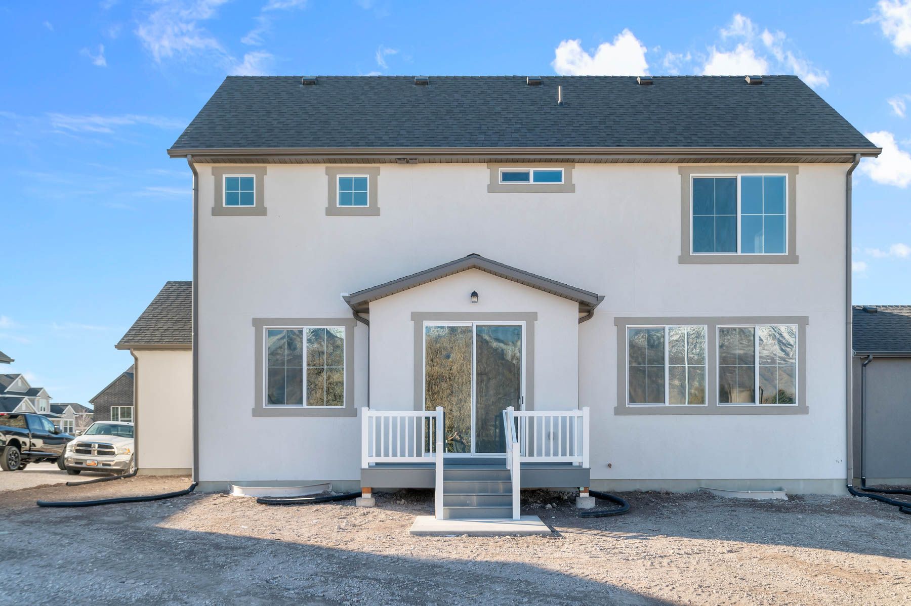2050 Farmhouse