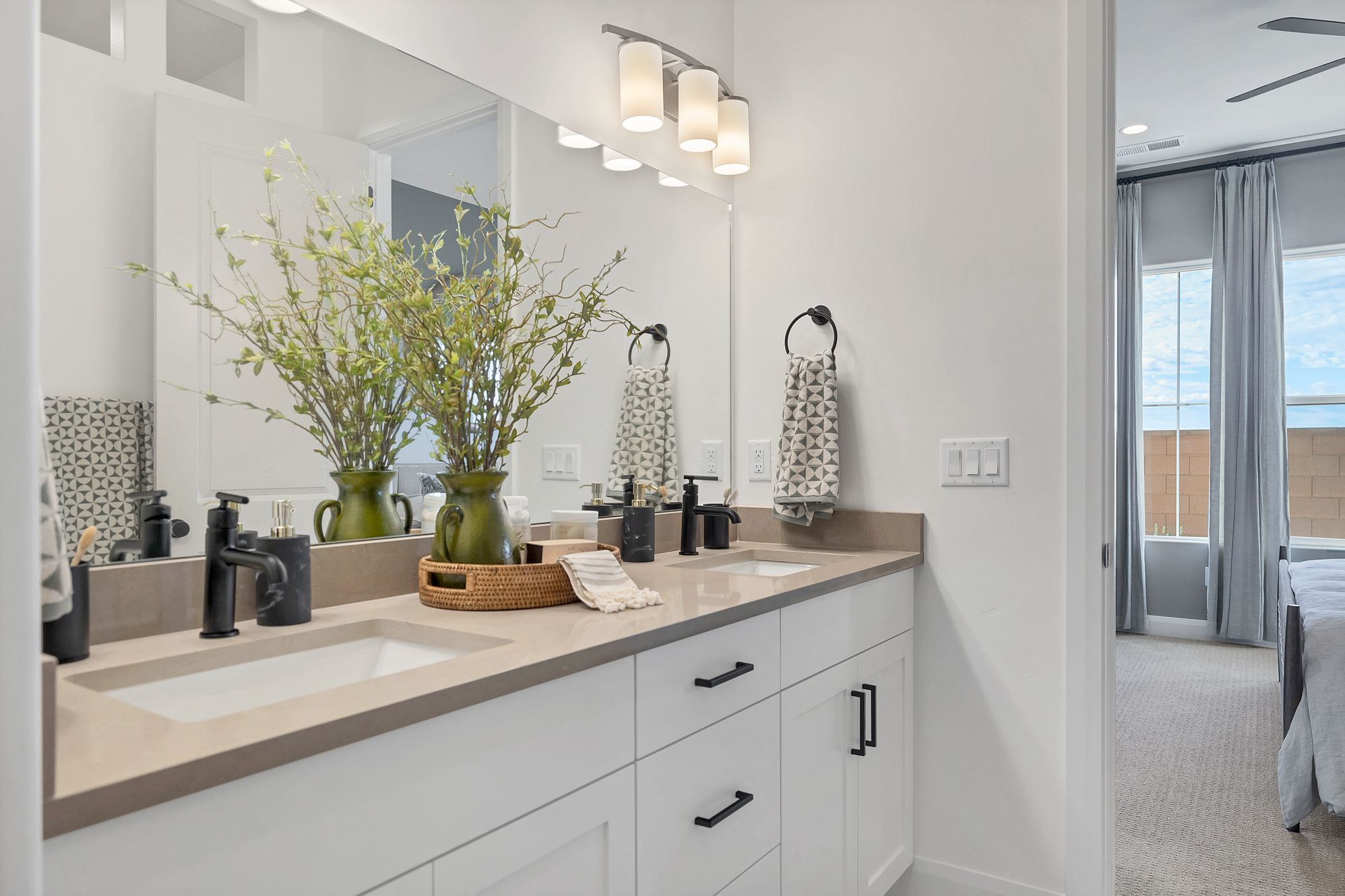 Sendera Model Interior