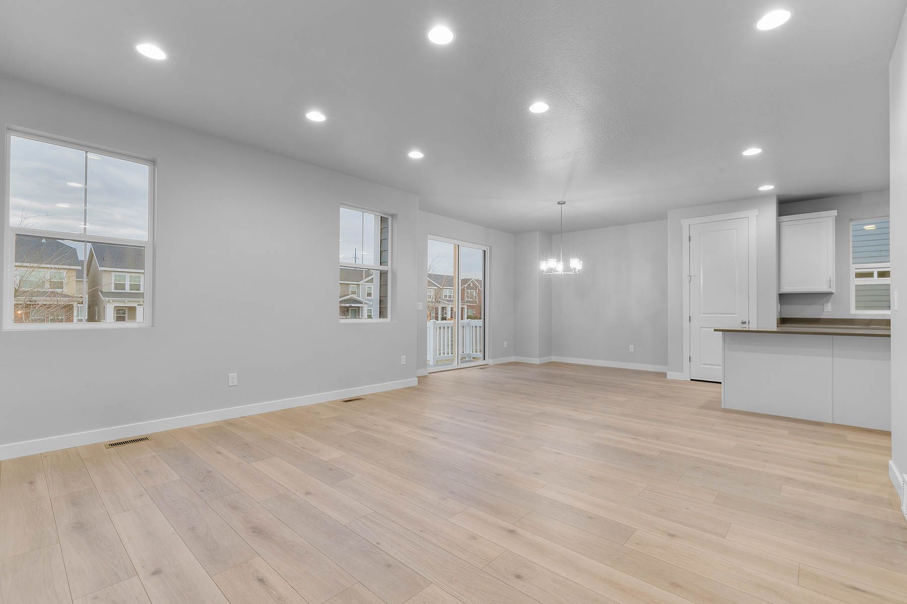 3634 W Holbrook Way. Lehi, UT 84043