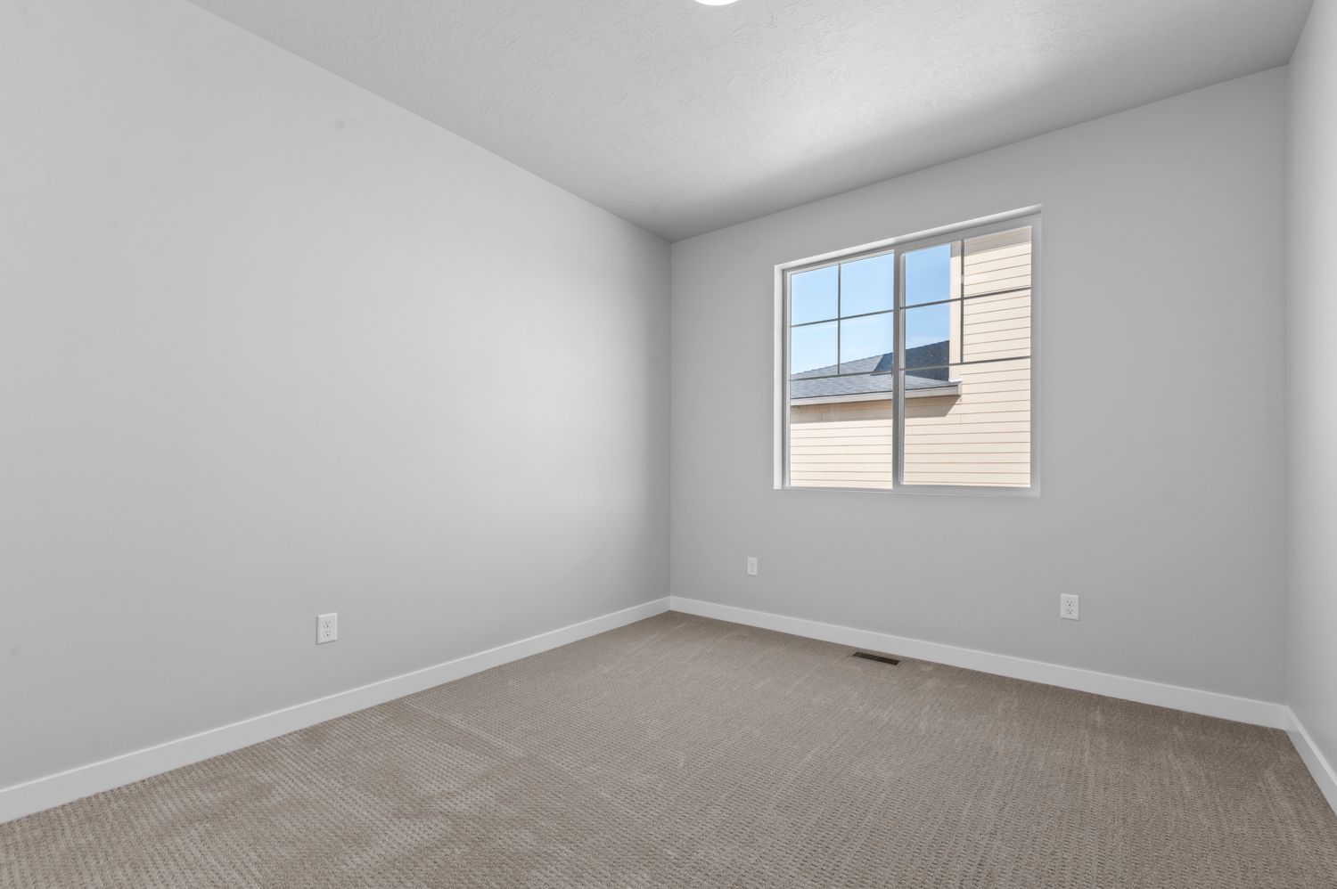 13174 S Twisted Oak Drive. Herriman, UT 84096