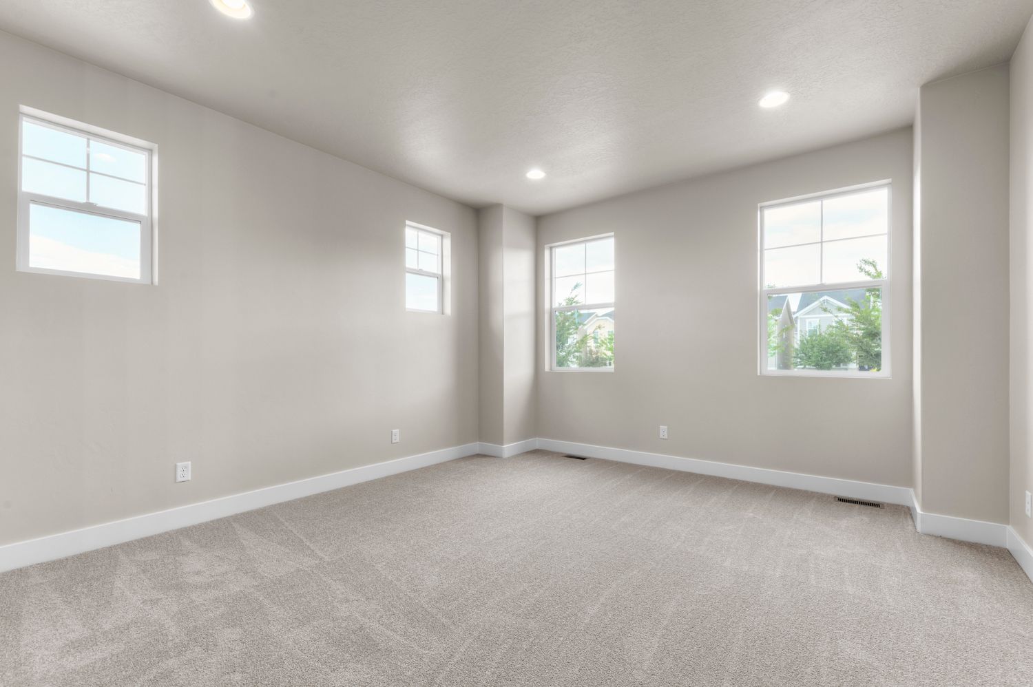 567 N Hampton Ln. Lindon, UT 84042