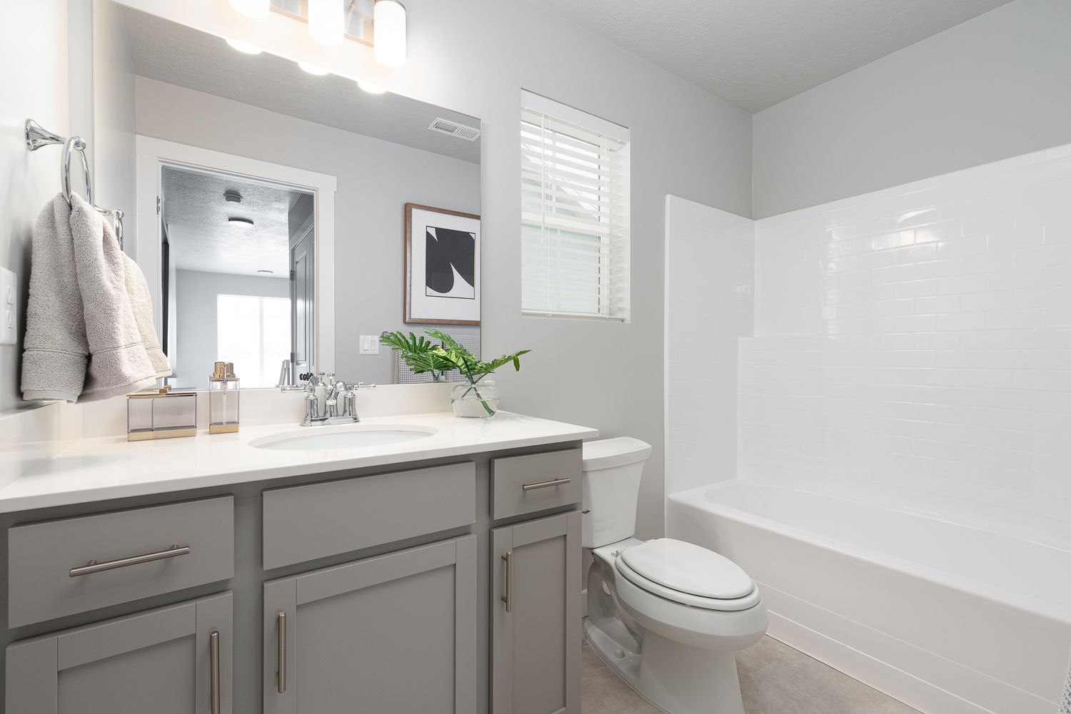 8967 S Smoky Holw Rd. West Jordan, UT 84081