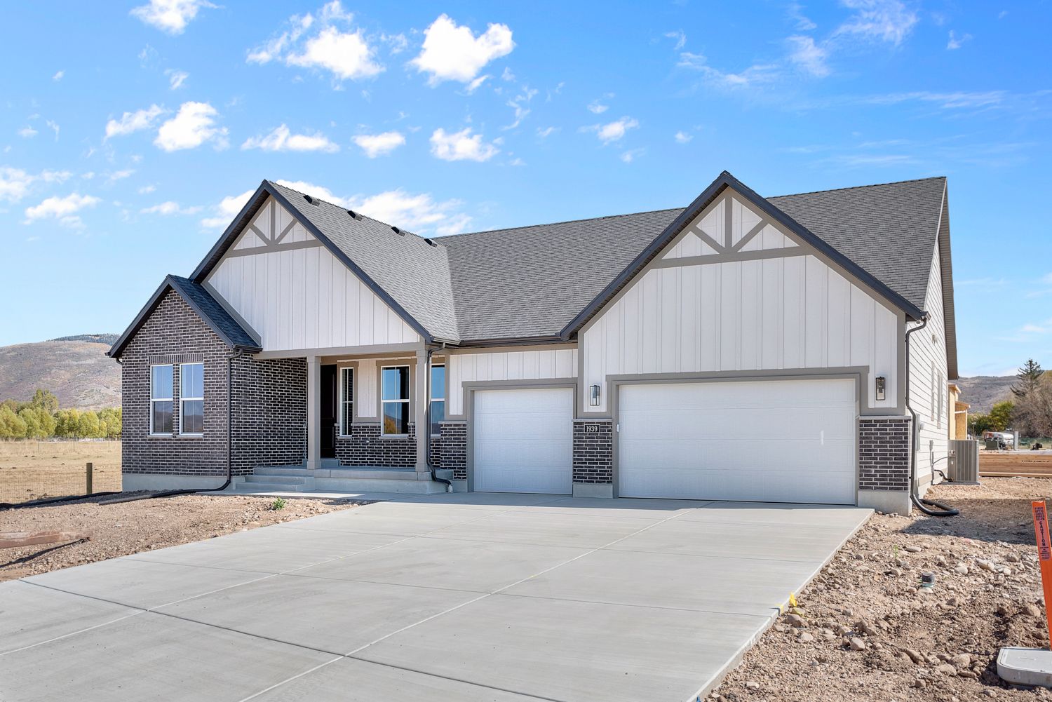 2300 Farmhouse - Francis Commons 5