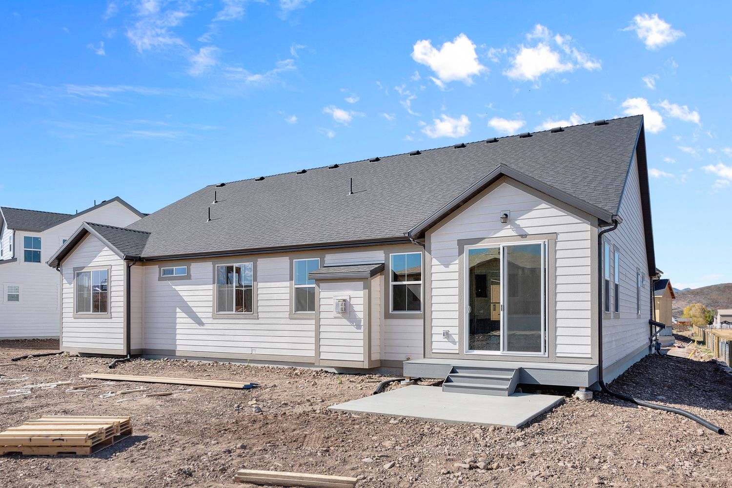 2300 Farmhouse - Francis Commons 5