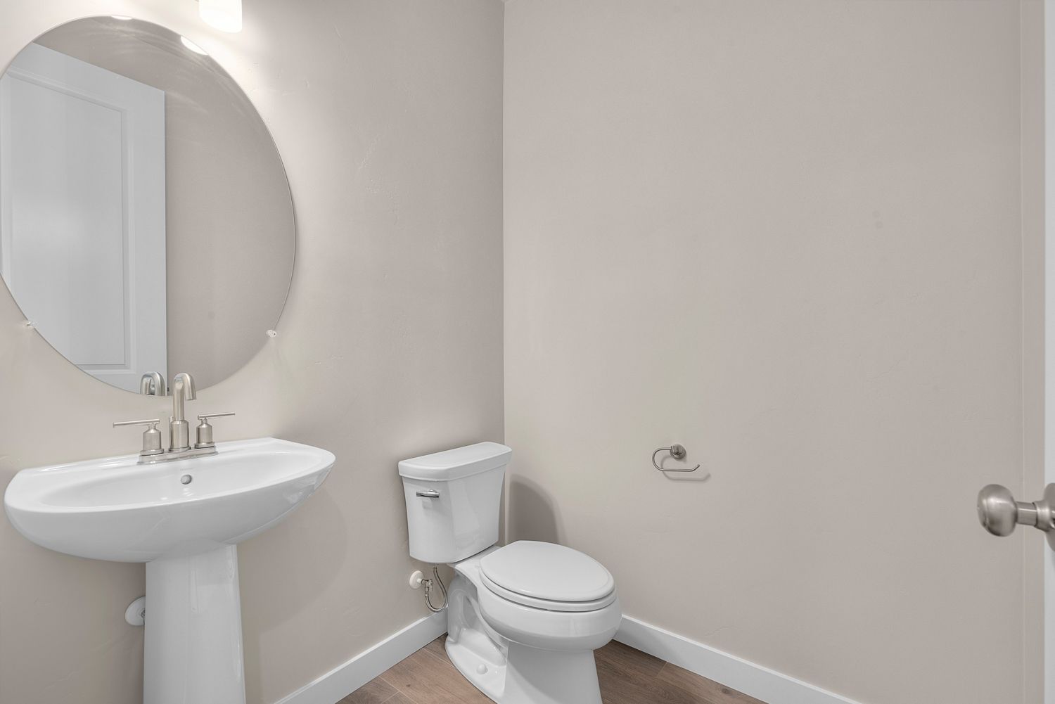 2300 Farmhouse - Francis Commons 5