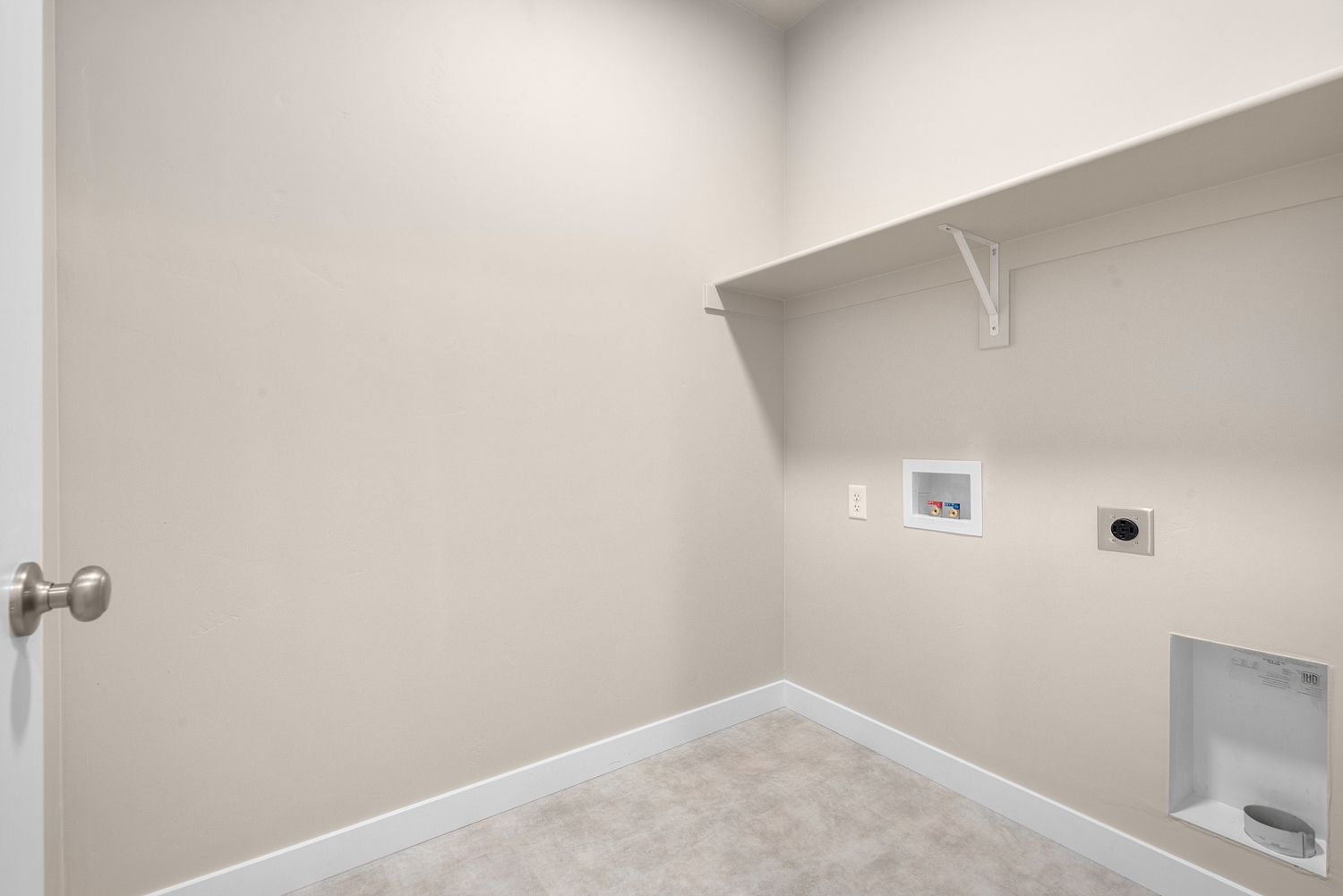 2300 Farmhouse - Francis Commons 5