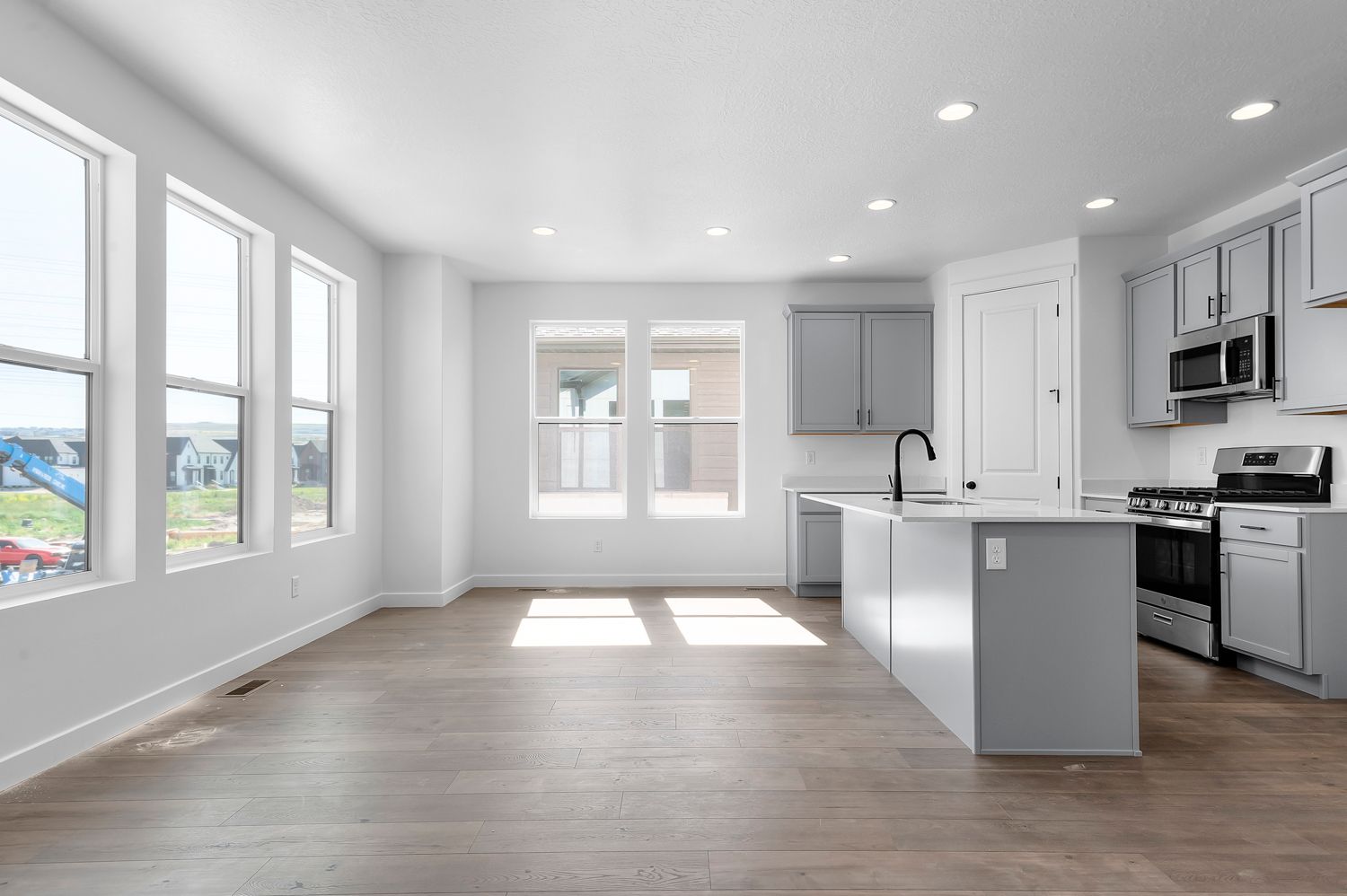 3336 W 1570 N. Provo, UT 84601