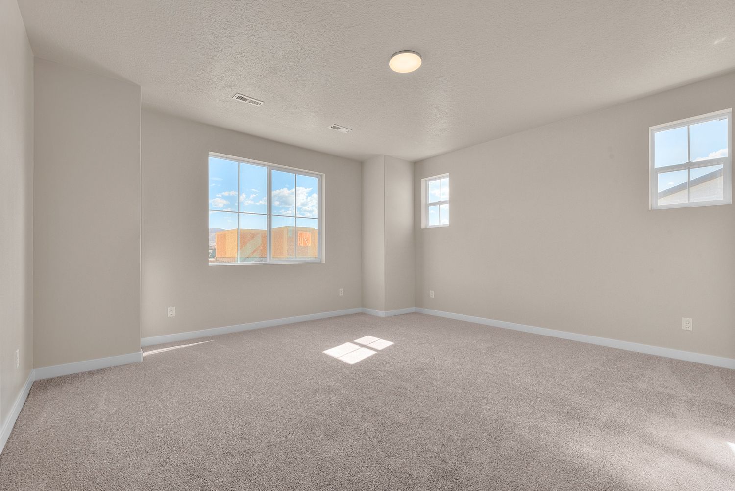2300 Farmhouse - Francis Commons 5
