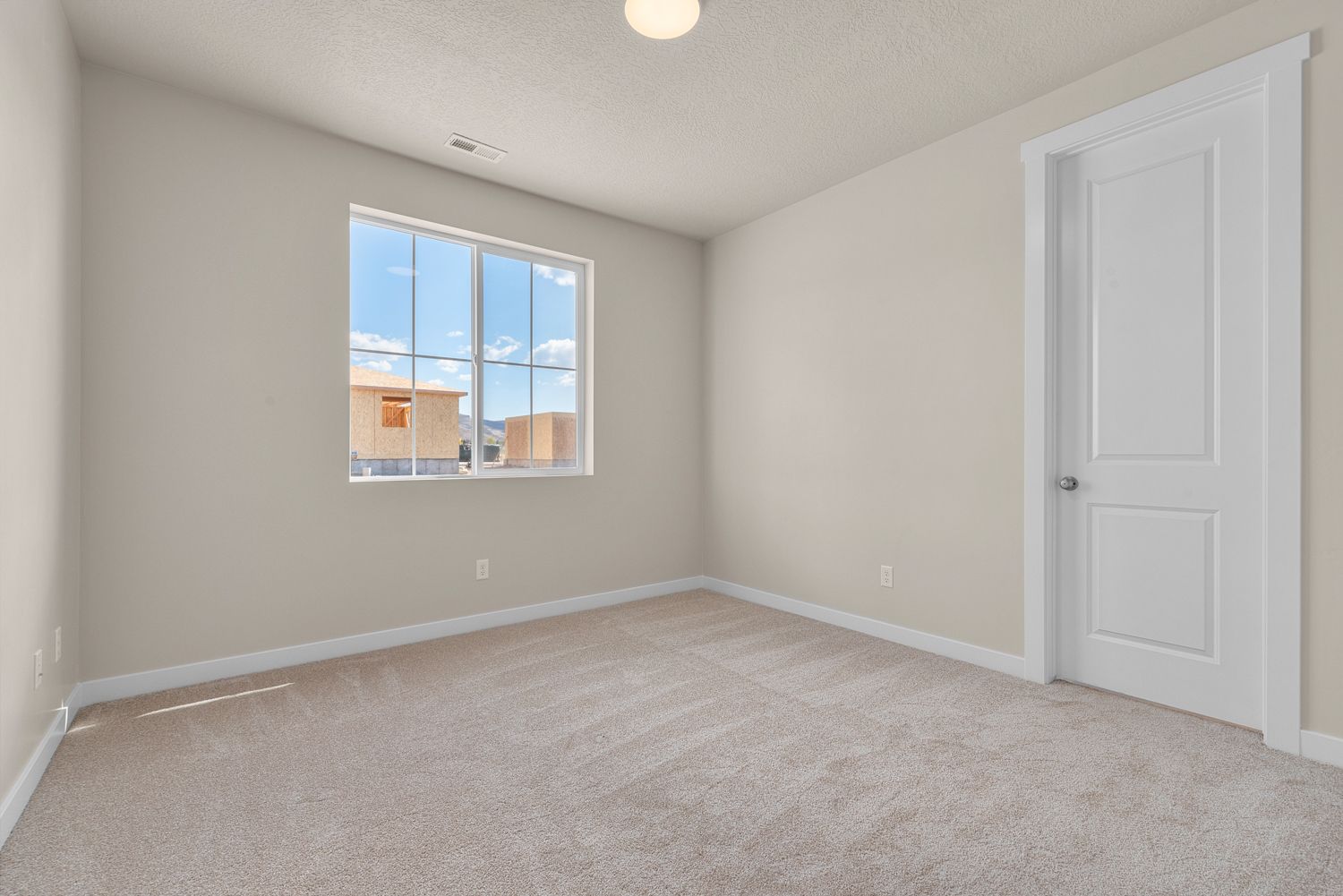 2300 Farmhouse - Francis Commons 5