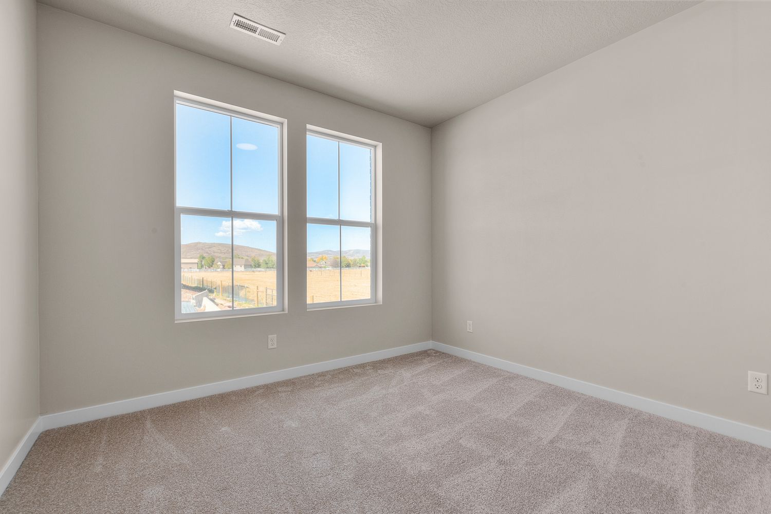 2300 Farmhouse - Francis Commons 5