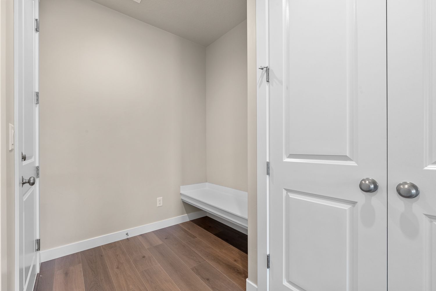 2300 Farmhouse - Francis Commons 5