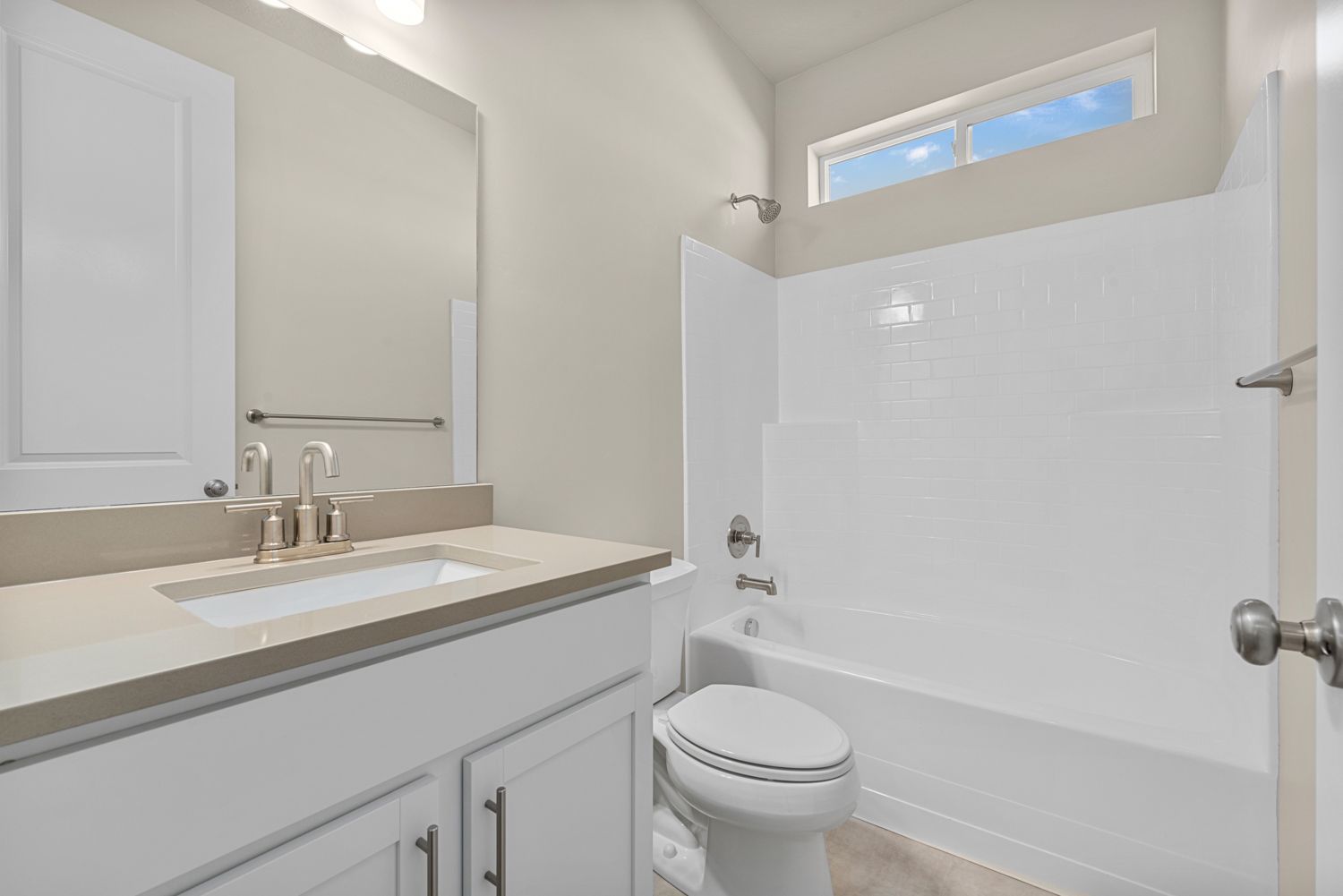 2300 Farmhouse - Francis Commons 5