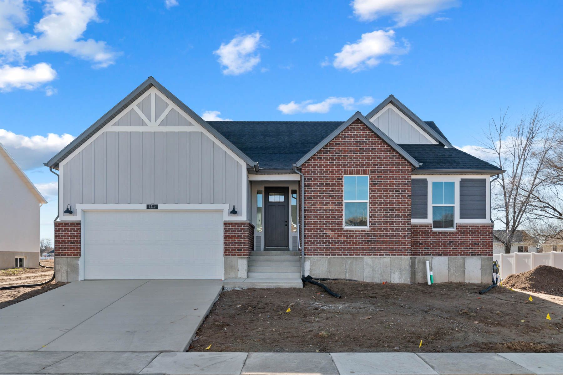 1825 Farmhouse - Legacy Park Cltn 212
