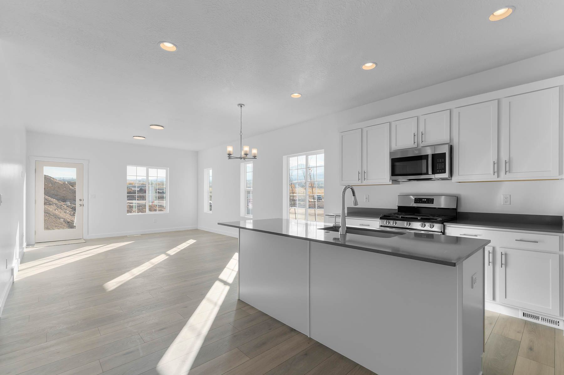 8199 W Gallatin Peak Road. Magna, UT 84044