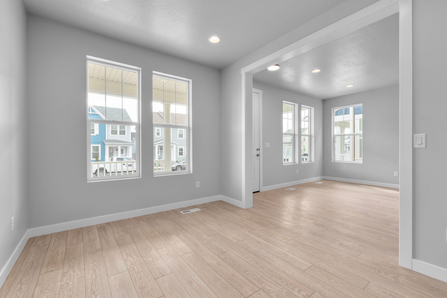 Tahoma Colonial