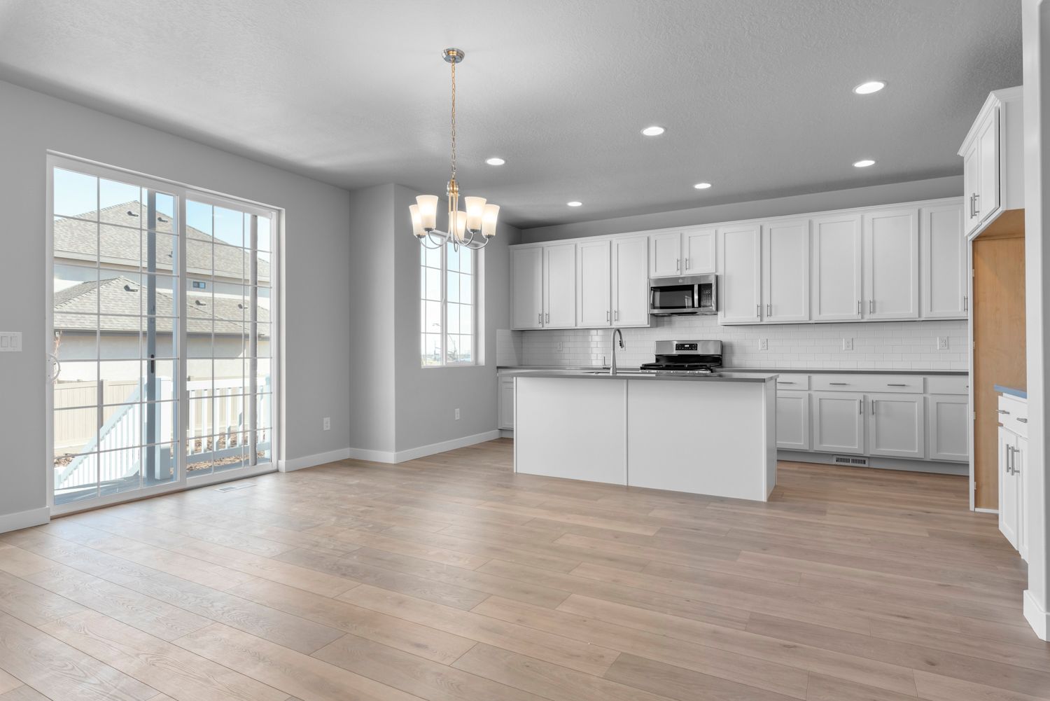 13174 S Twisted Oak Drive. Herriman, UT 84096