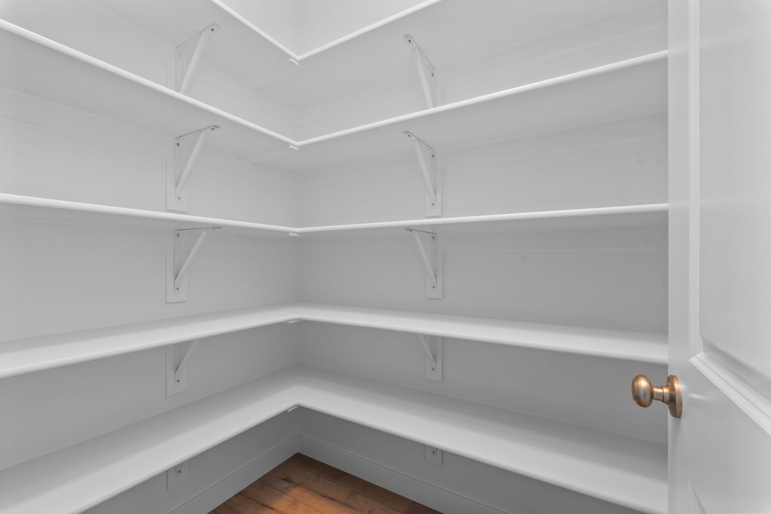 11881 S Harvest Gold Way. Riverton, UT 84065