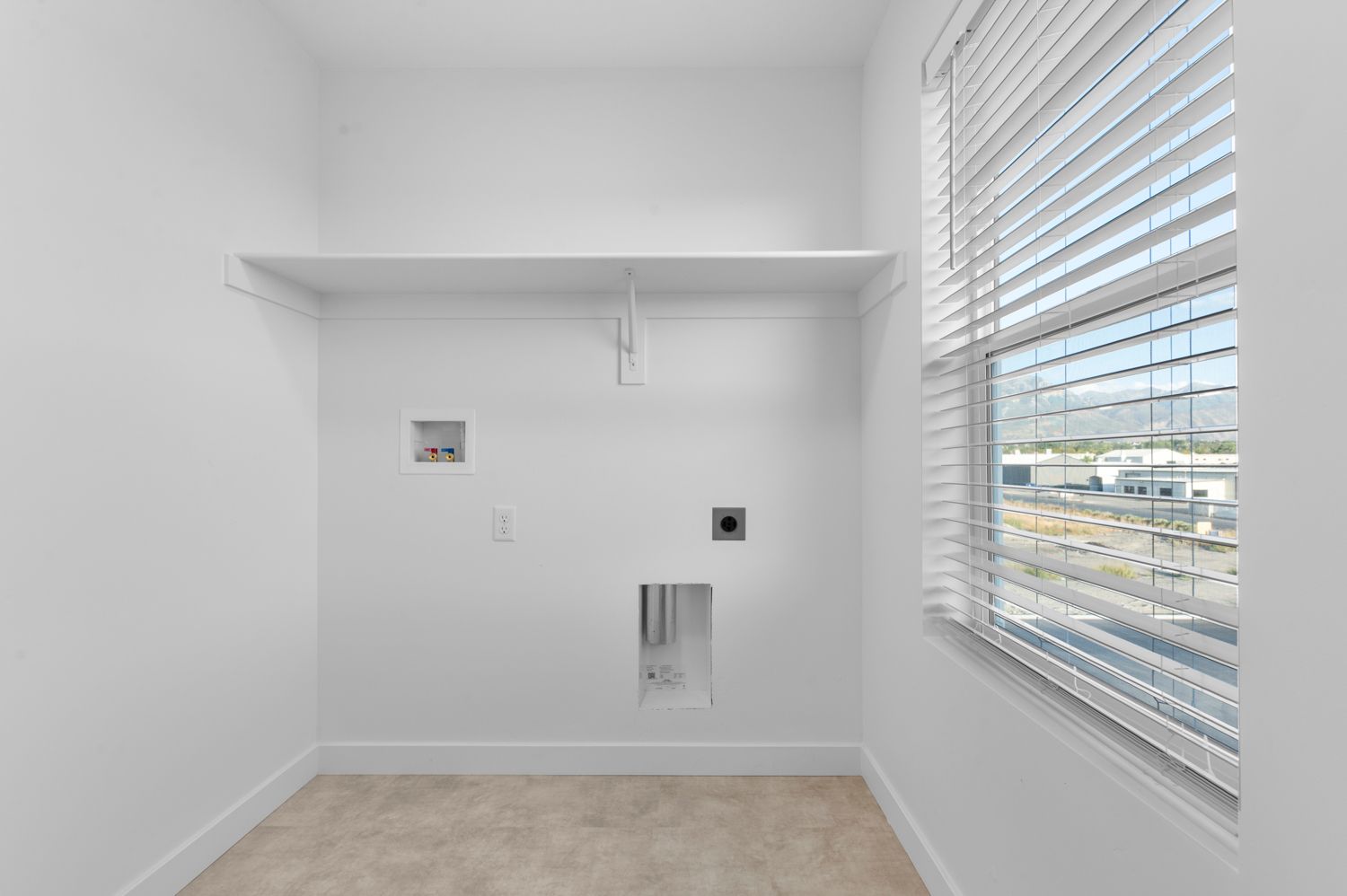 567 N Hampton Ln. Lindon, UT 84042