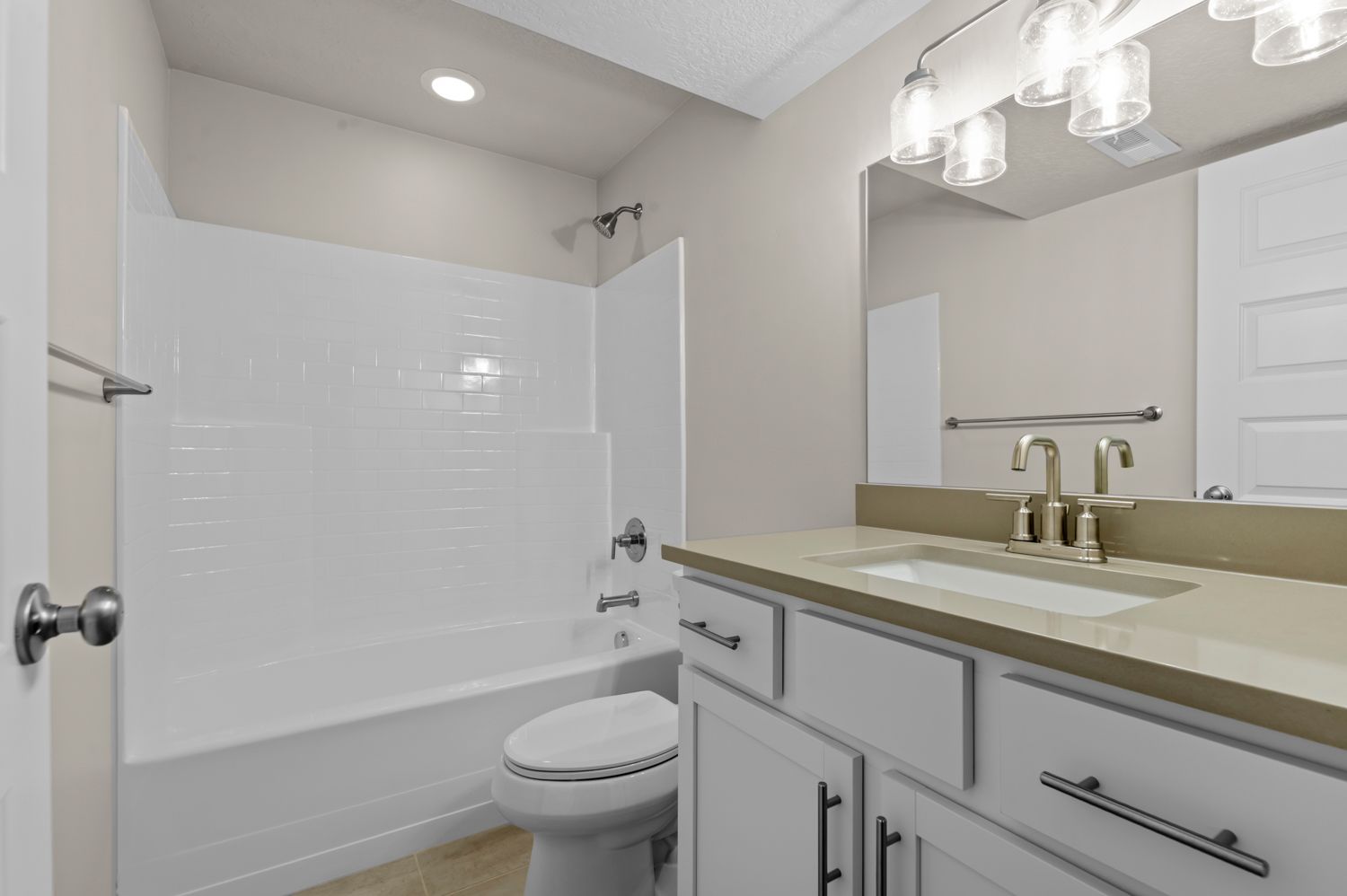 Baxter Colonial