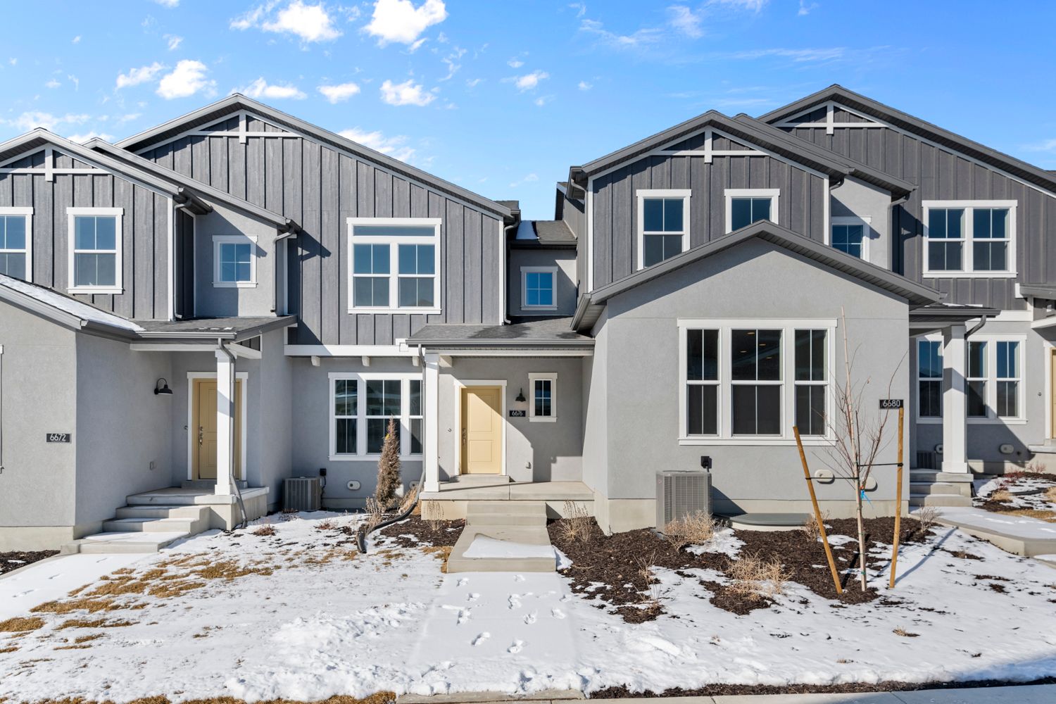 6676 N Monument Peak