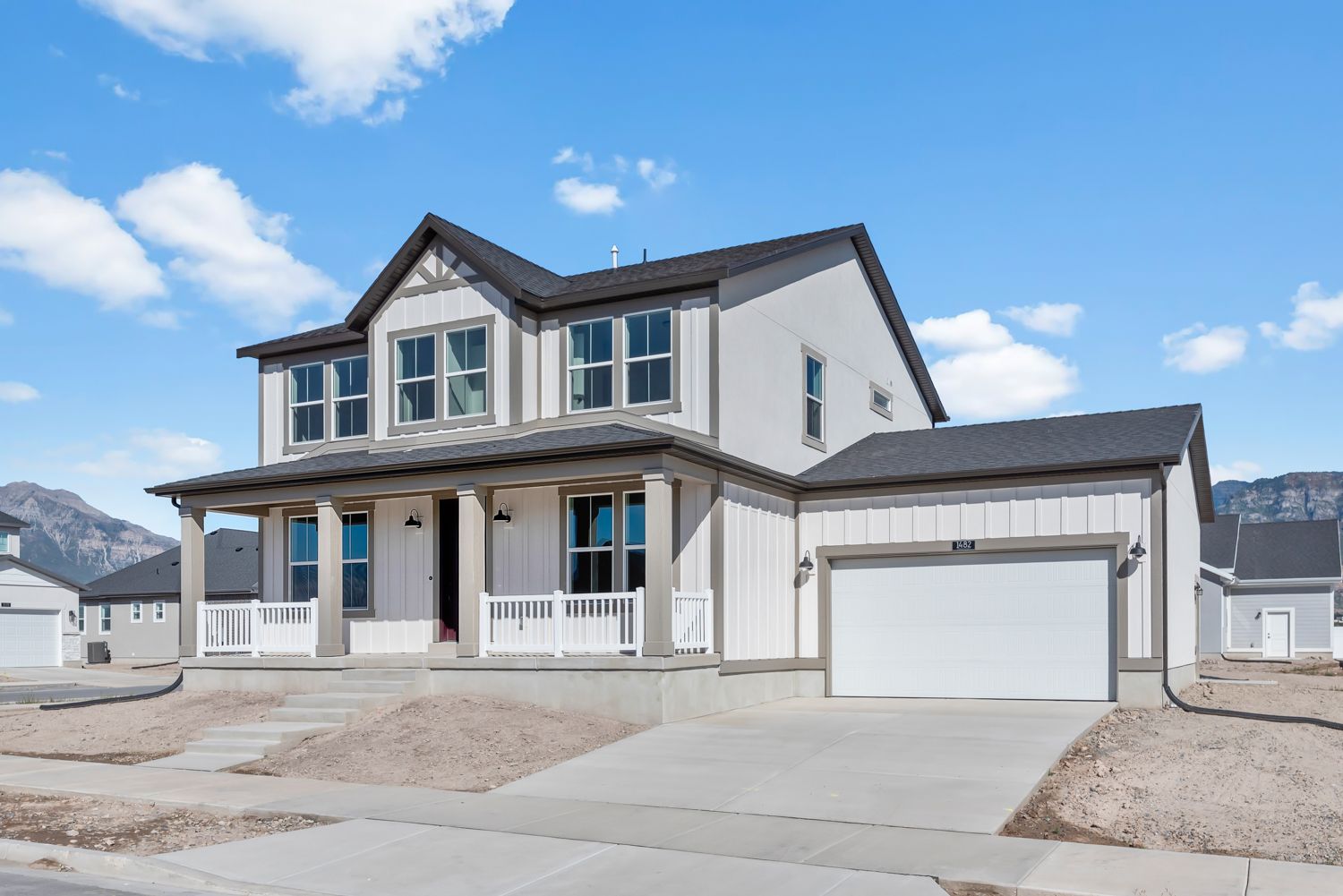 2500 Farmhouse