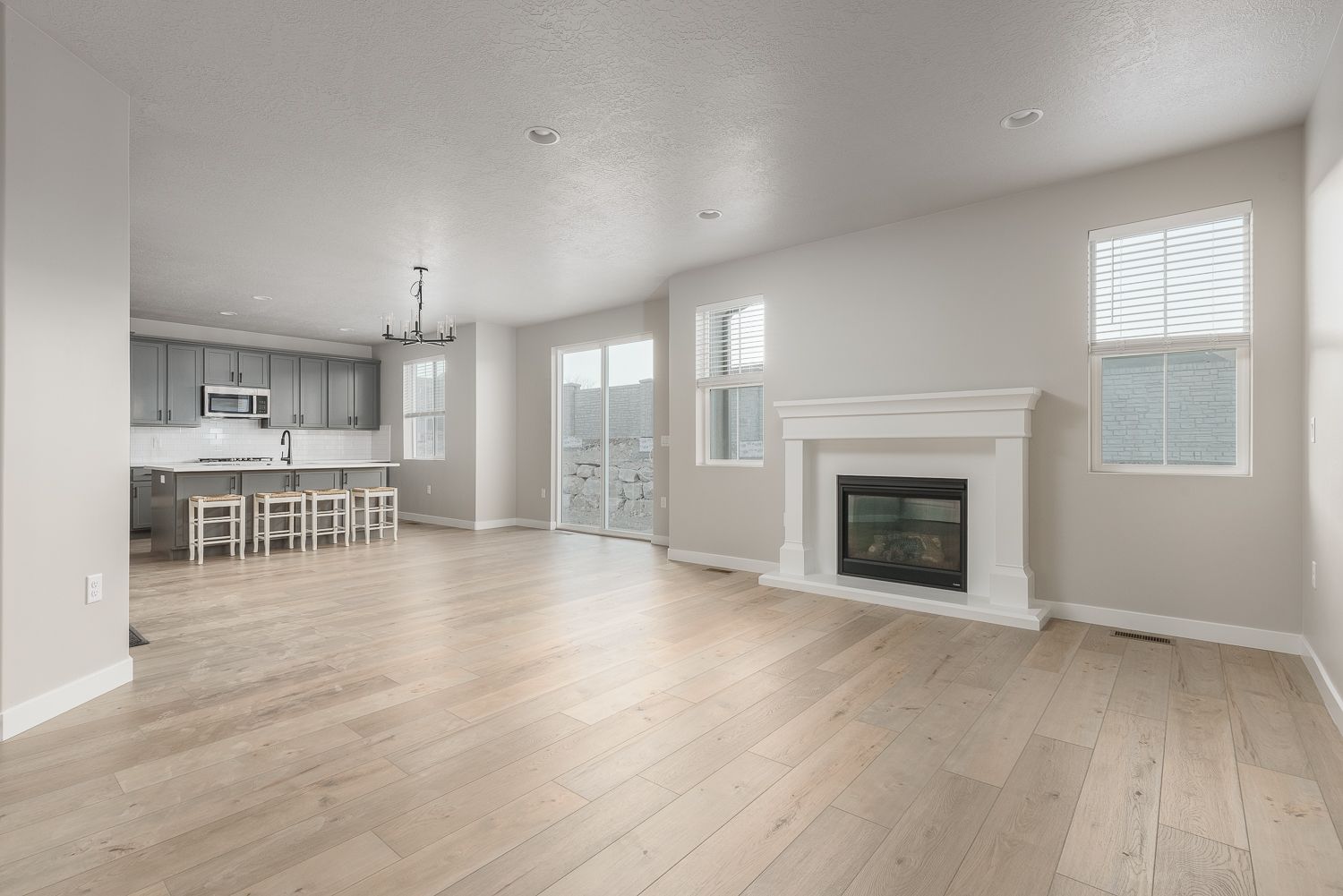 820 S Tanner Road. Santaquin, UT 84655