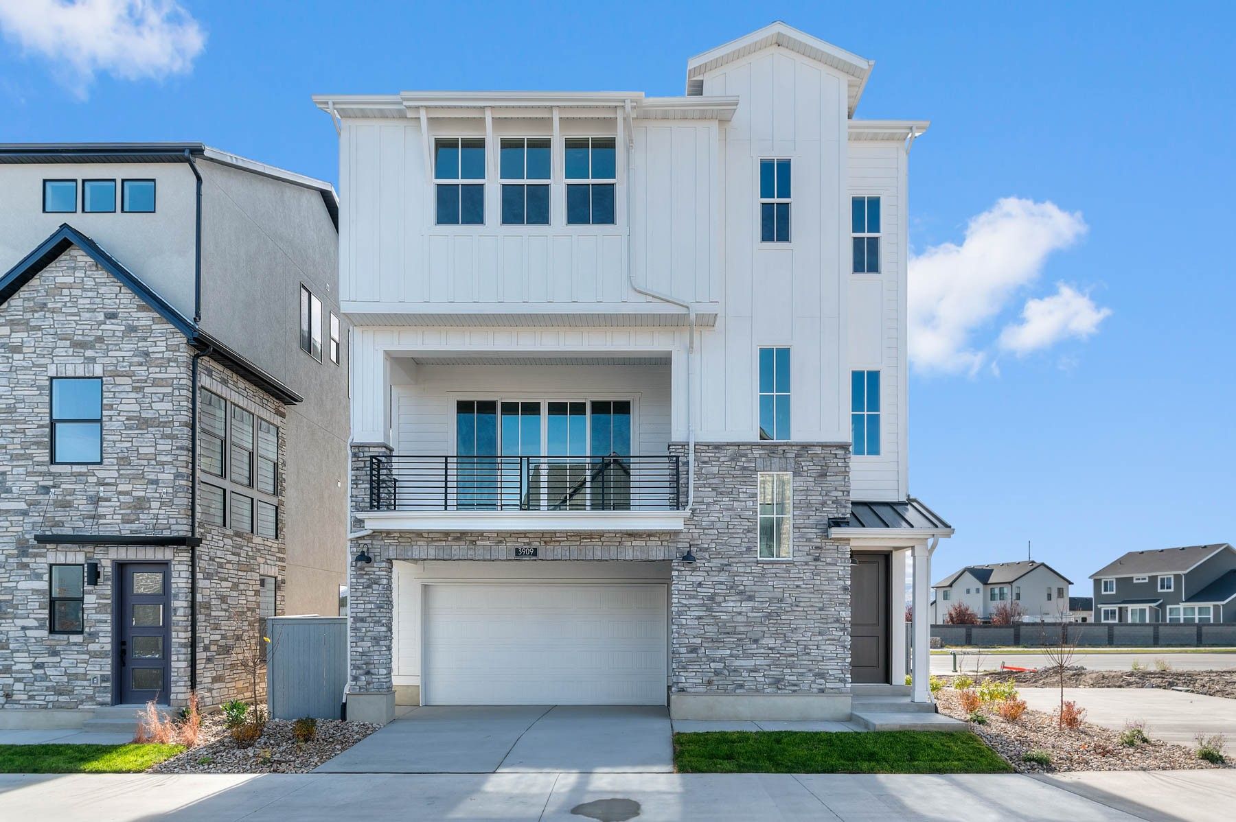 Whistler Farmhouse - Holbrook Place E Villas: Lehi, Utah - Ivory Homes