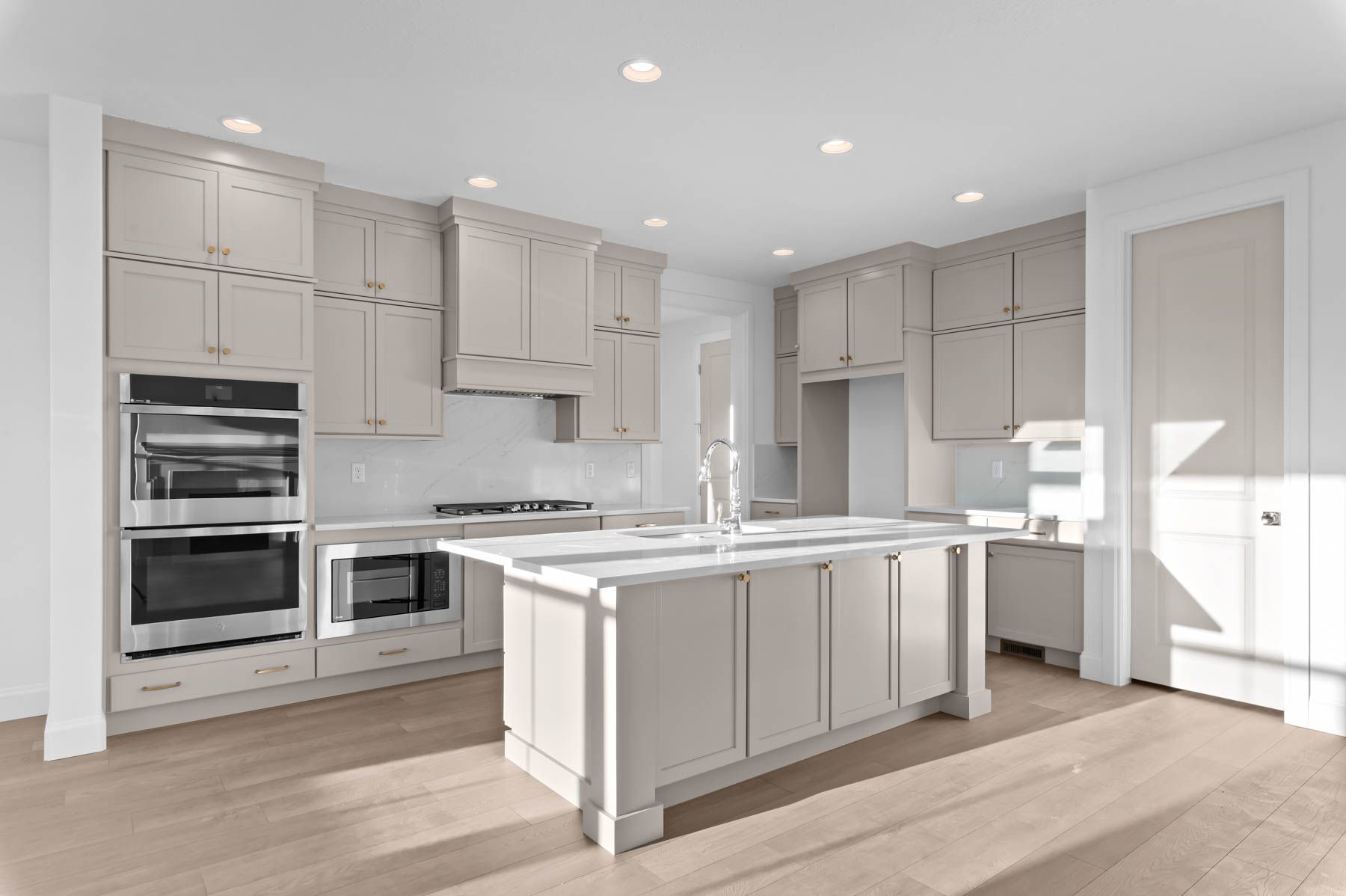 Da Vinci Traditional