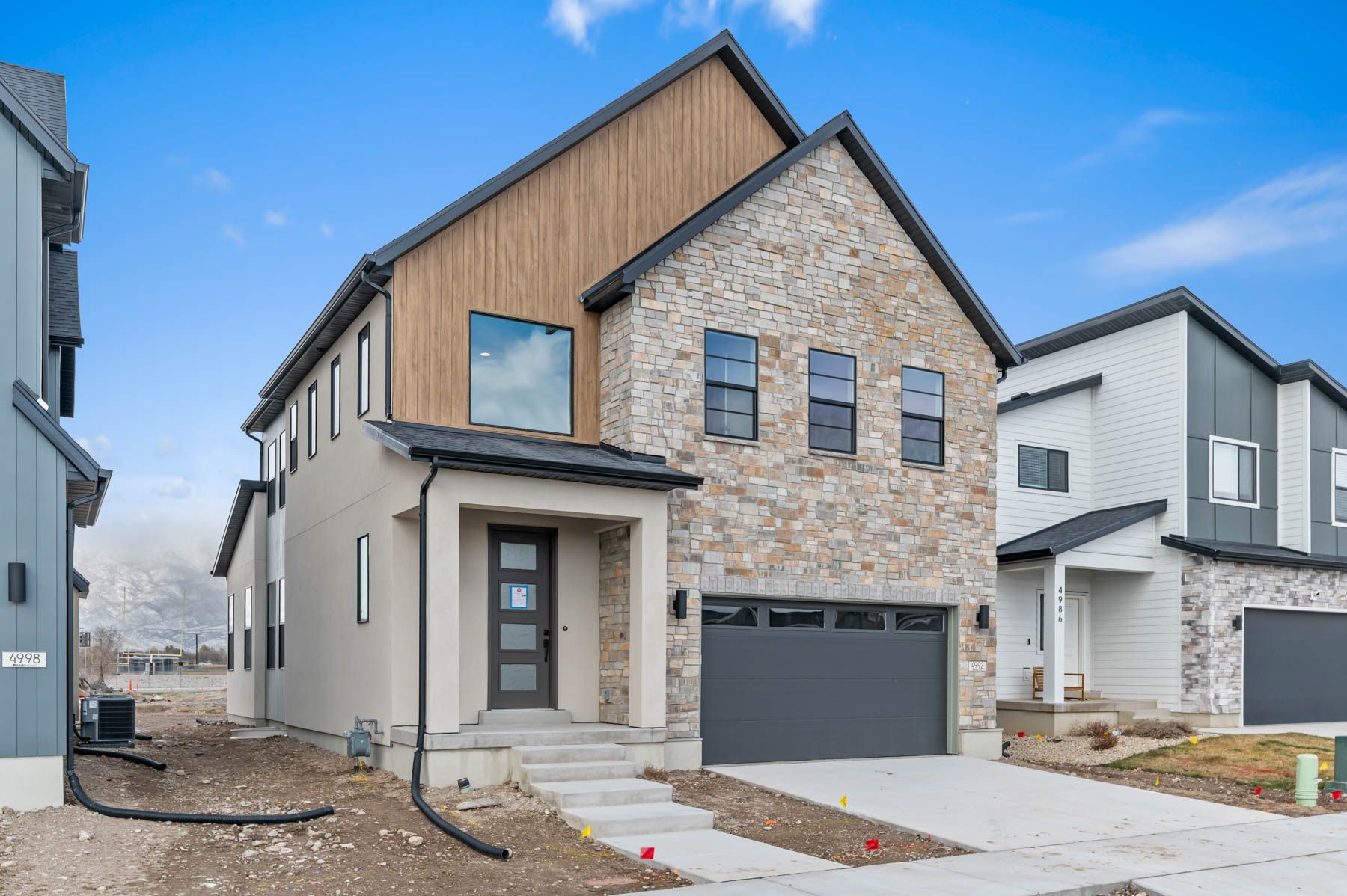 casa en Ridgeview Scandia Cottages por Ivory Homes