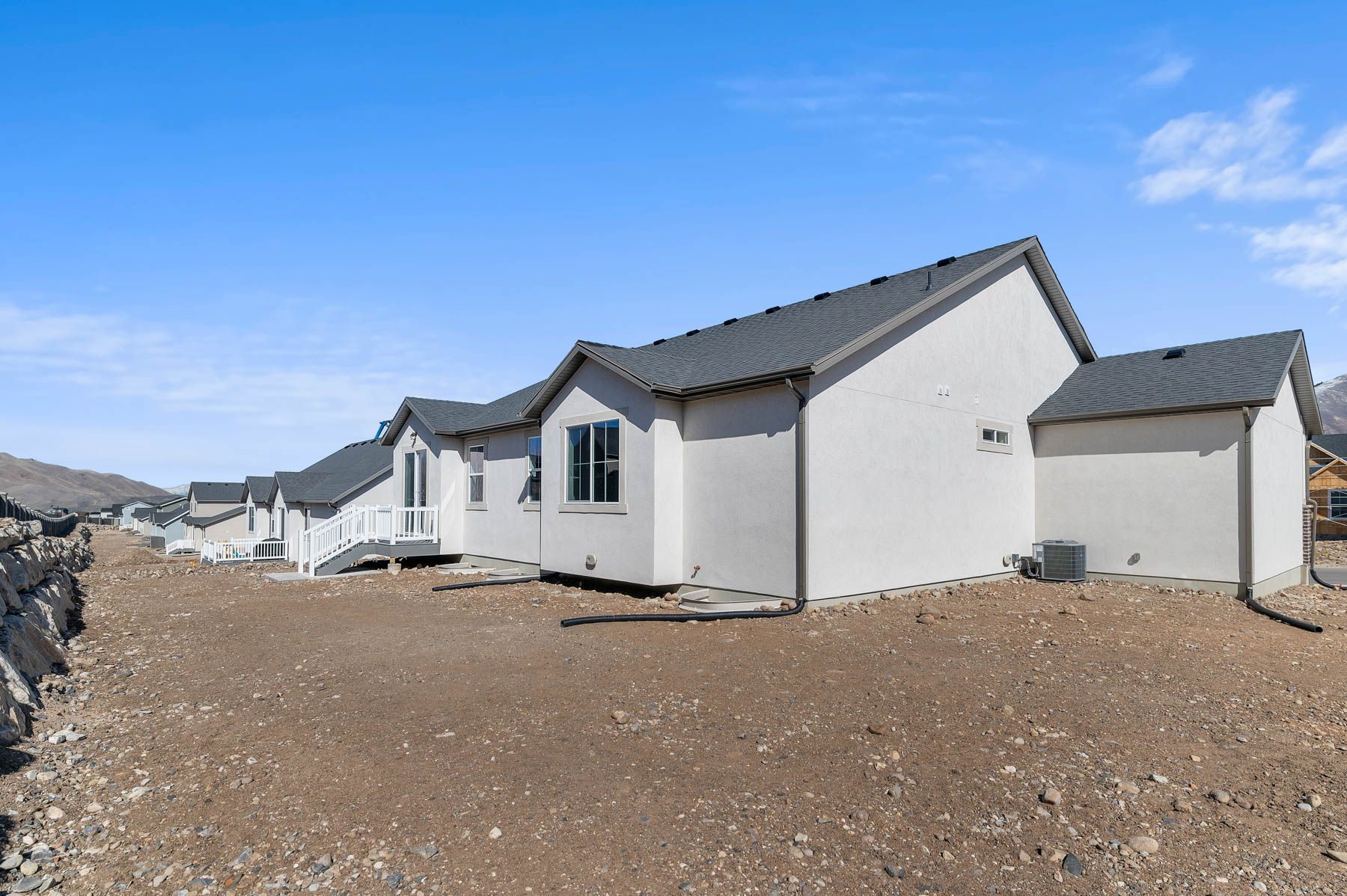 2000 Farmhouse
