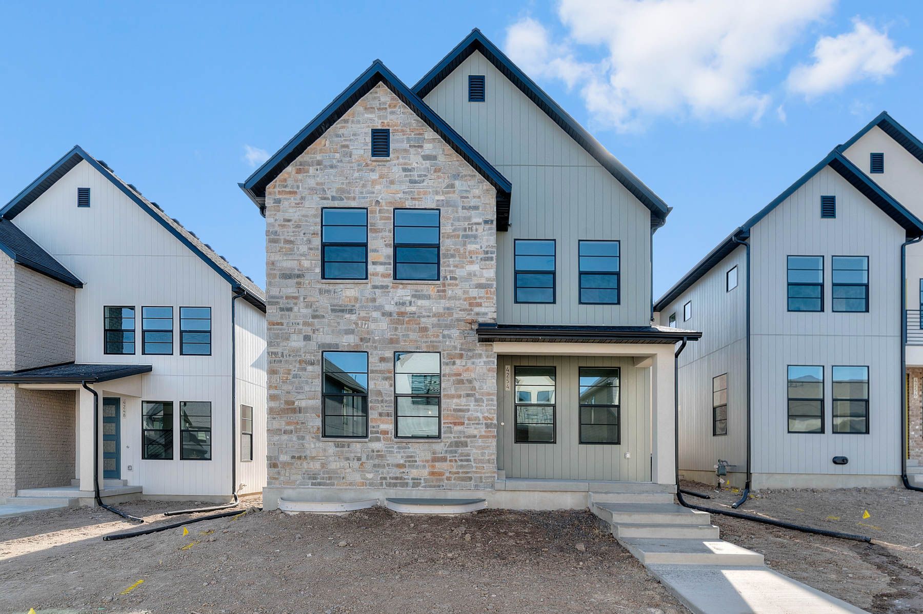 Sunnmore - Holbrook Scandia 411B