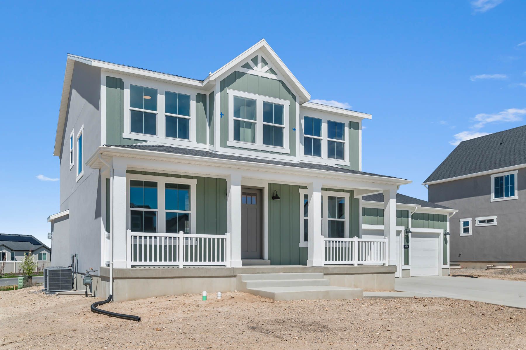 2500 Farmhouse