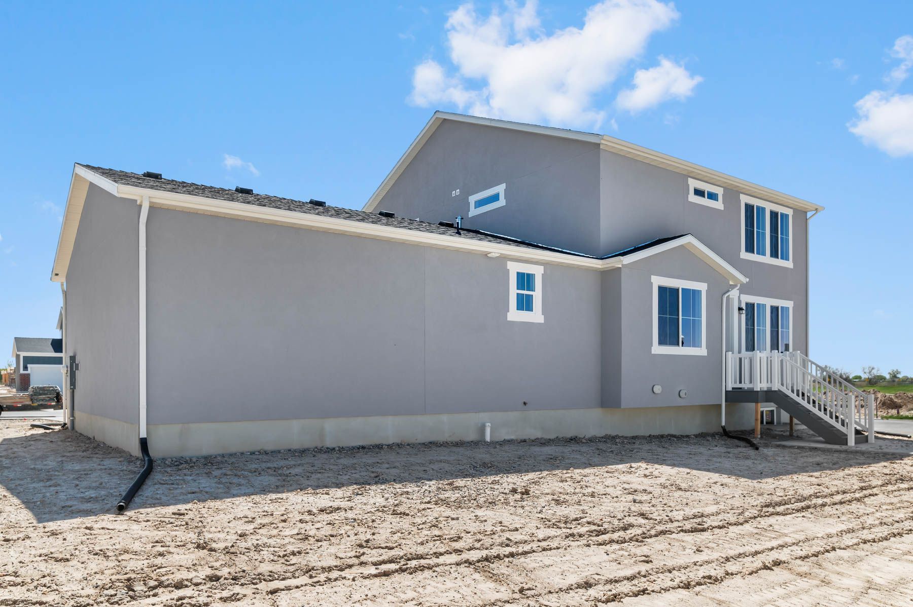 2500 Farmhouse