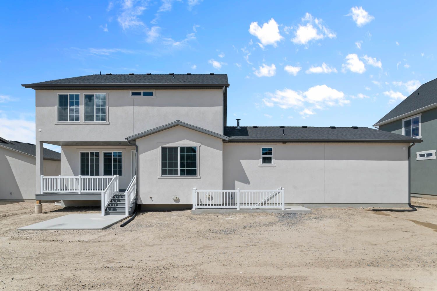 2500 Farmhouse