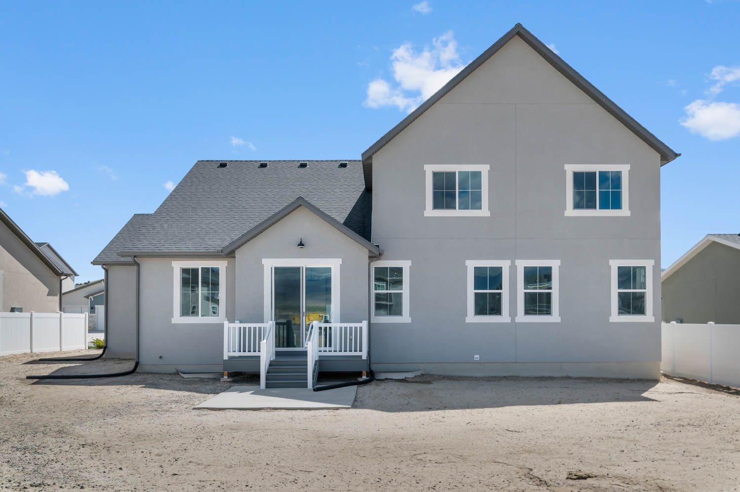 2400 Farmhouse